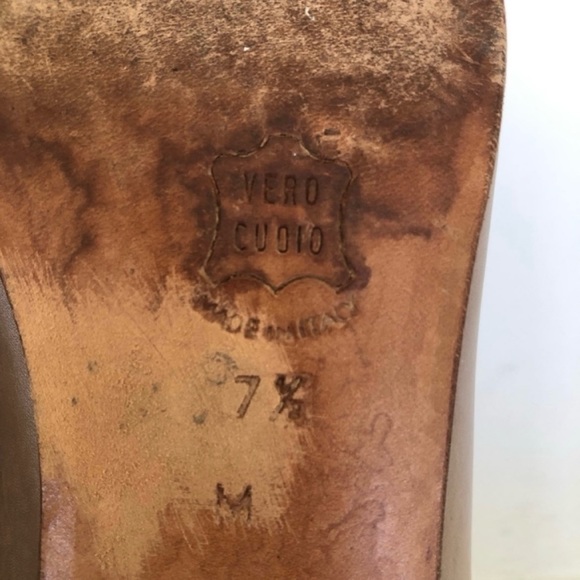 Bally Leather Two Tone Color Block Tan Cream Slip On Loafers - Picture 13 of 14